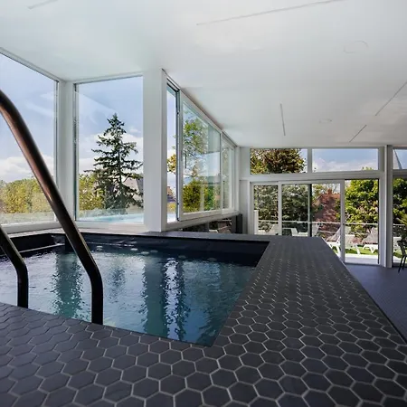 Bauhaus Penthouse Wellness Appartement Siófok