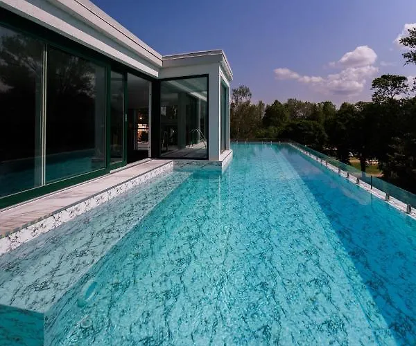 Appartement Bauhaus Penthouse Wellness Siófok