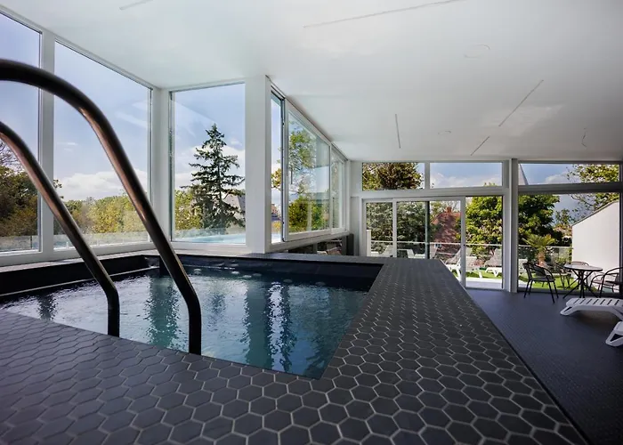 Bauhaus Penthouse Wellness Appartement Siófok