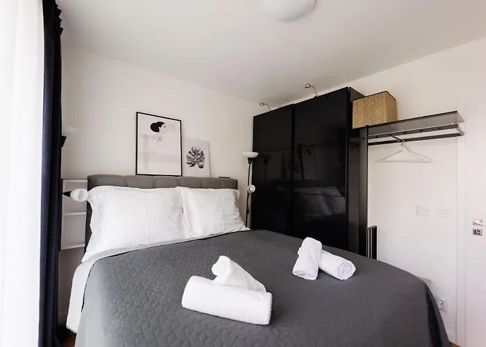 Bauhaus Penthouse Wellness * Siófok