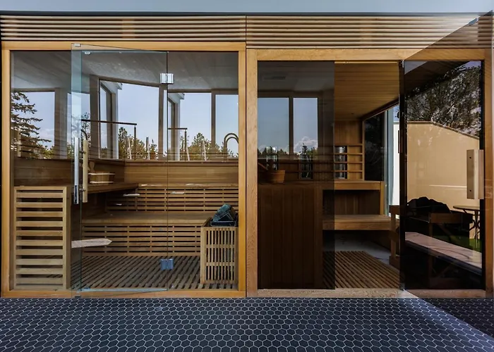 Bauhaus Penthouse Wellness * Siófok